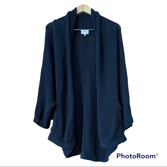Aritzia Sweaters - ARITZIA WILFRED black knit batwing open cardigan